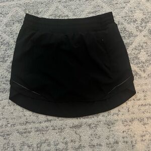 Lululemon skort excellent condition